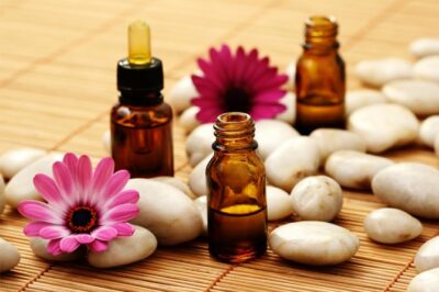 7 Óleos Essenciais para atrair Prosperidade hoje