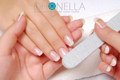 Você tem manchas brancas sob as unhas? Significados espirituais e técnicos alternativos de cura