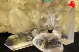 Como usar quartzo transparente no processo de autocura